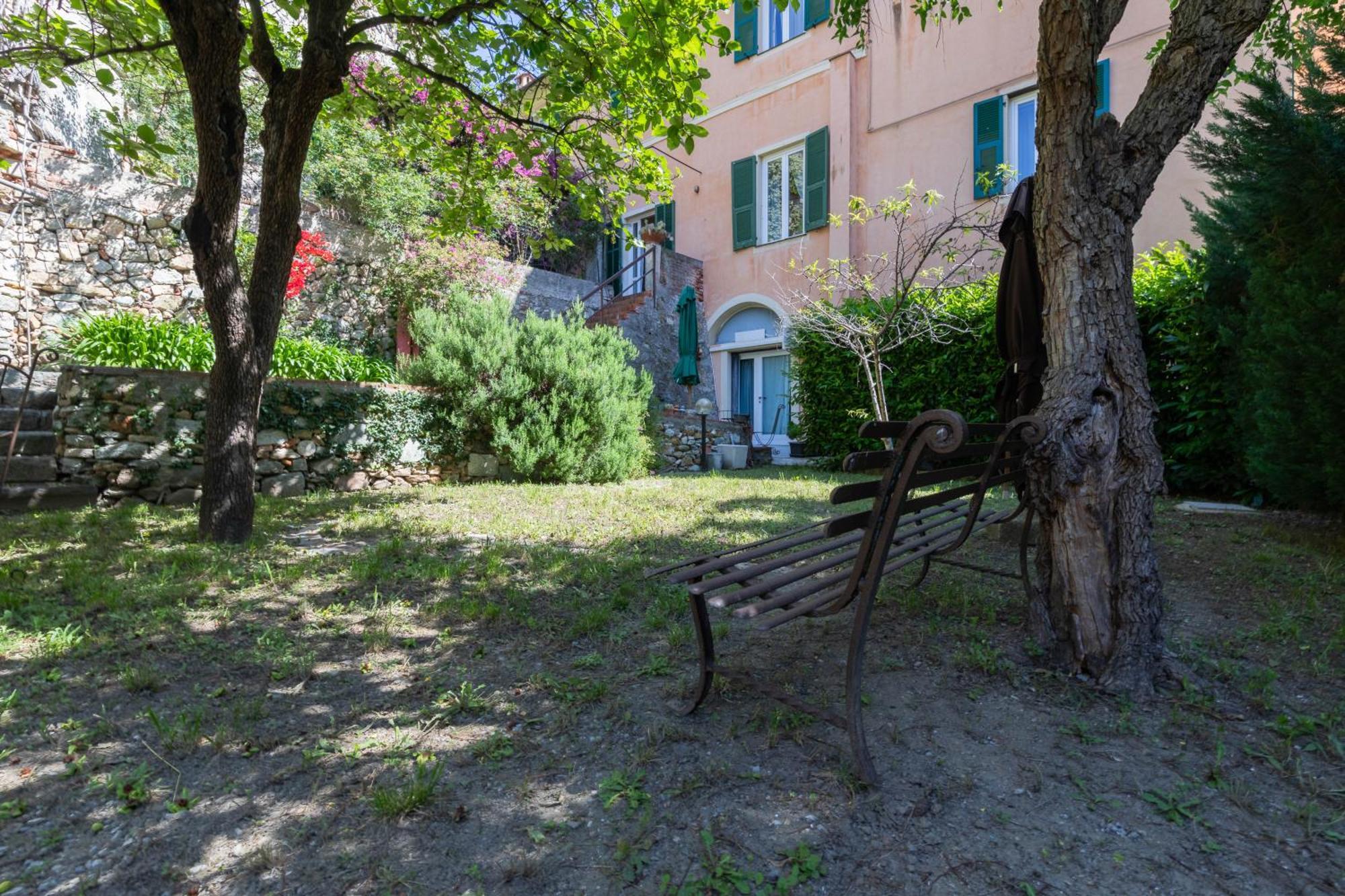 Villa Salvarezza Нолі Екстер'єр фото